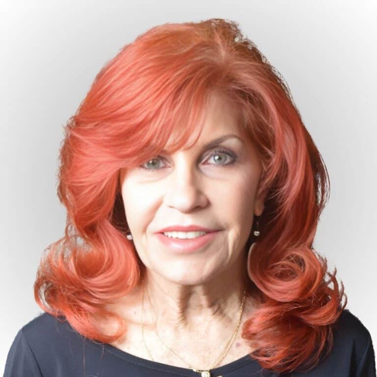 Rachel Mayes Senior Stylist at Belleza in Knoxville, TN
