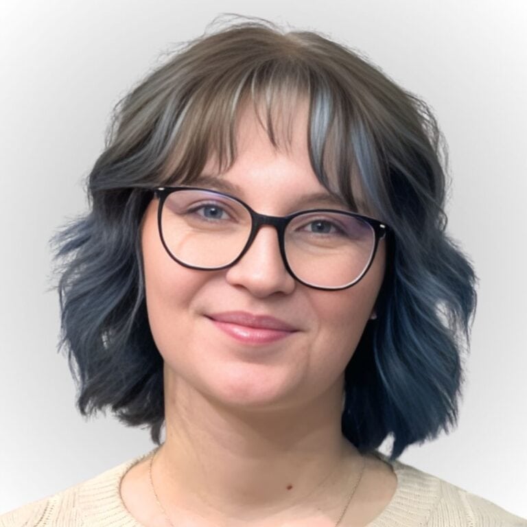 Chloe Hoskins '26 Stylist Assistant at Belleza in Turkey Creek of Knoxville, TN